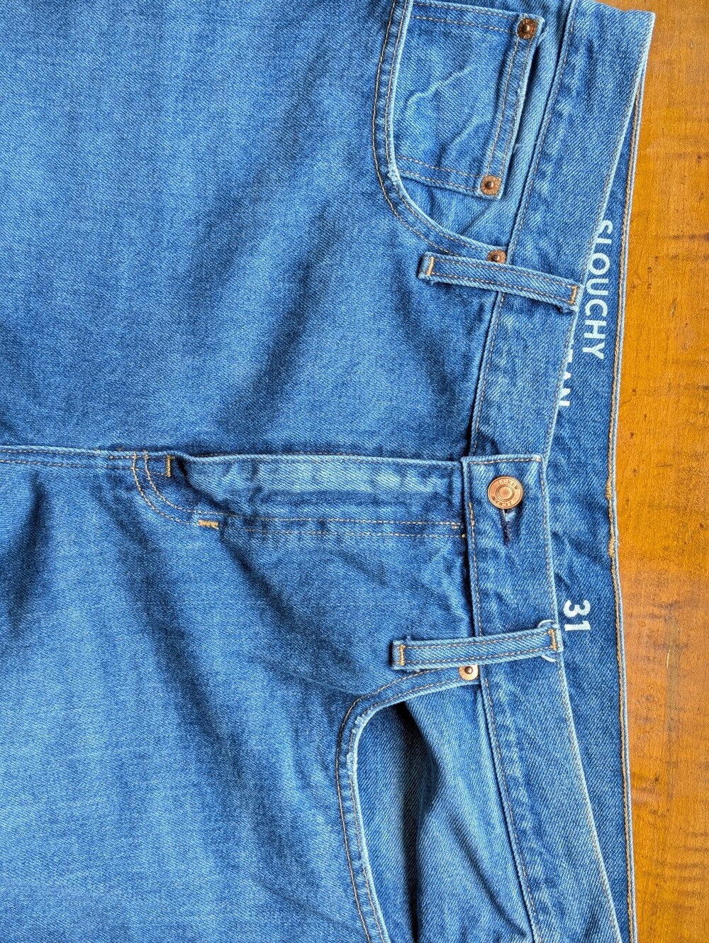 J.Crew Slouchy Boyfriend Jeans Size 31 Medium Wash Blue Denim - Picture 2 of 7